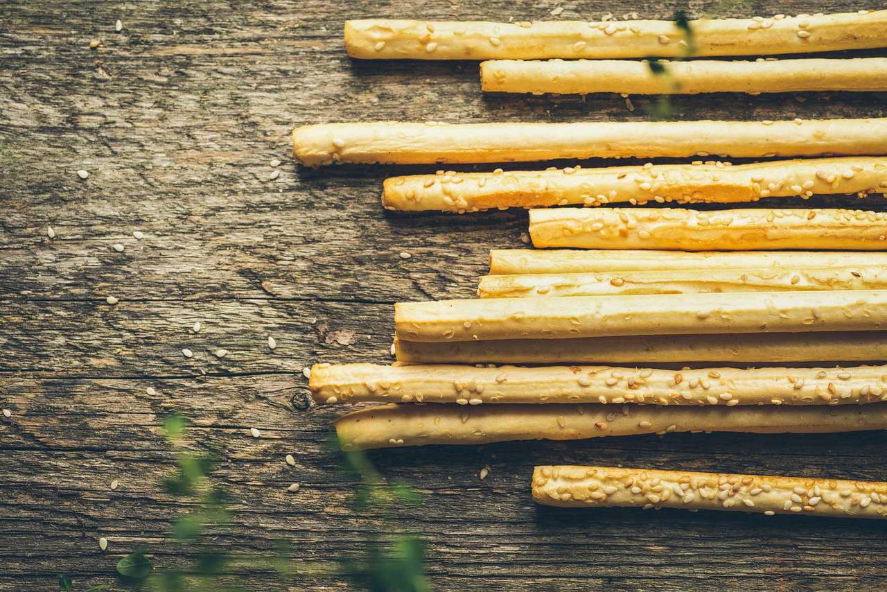GRISSINI WITH SESAME SEEDS