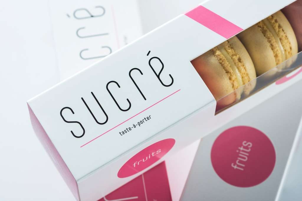 SUCRÉ · MACARONS · FRUITS · FLAVORS