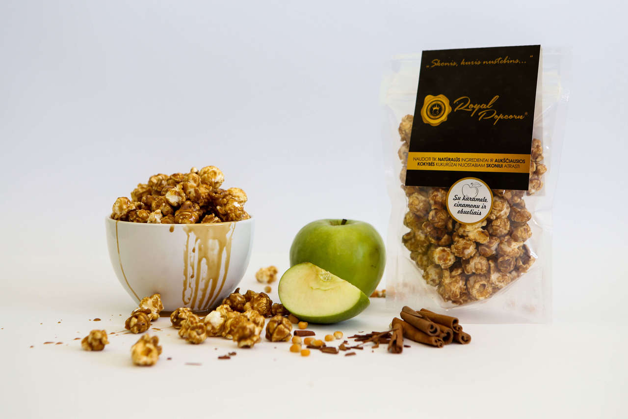 Royal Popcorn with Caramel and Apple and Cinnamon