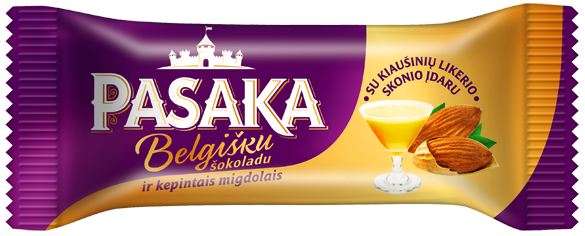 Curd cheese "PASAKA" with egg liqueur filling and roasted almonds, 23.2% fat.