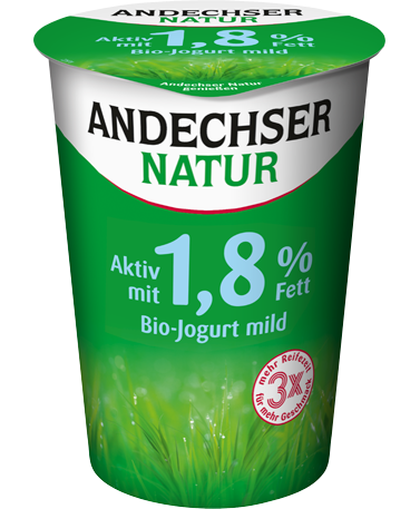 Mild organic low-fat yogurt 1.8% fat 500g cup
